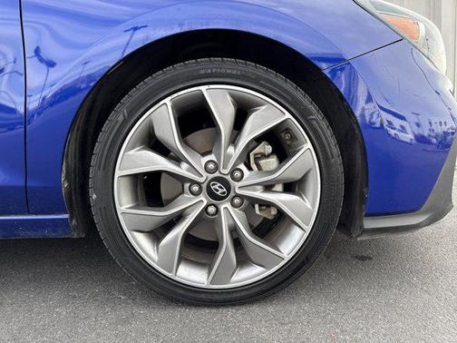 2020 Hyundai Elantra GT Base