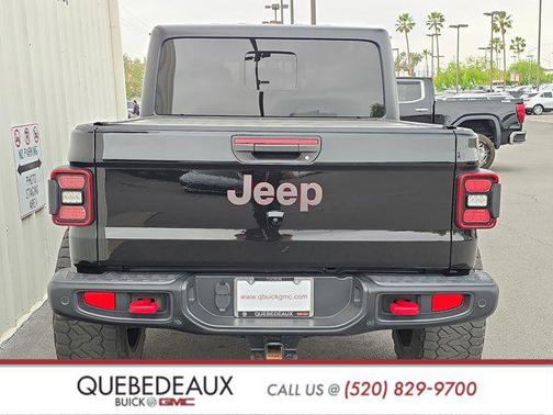 Black Clearcoat 2021 Jeep Gladiator Rubicon