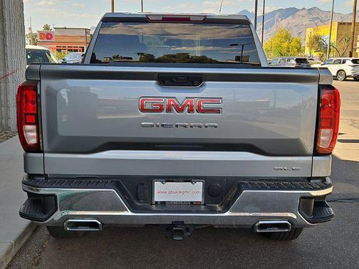 2024 GMC Sierra 1500 SLE