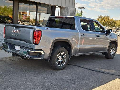 2024 GMC Sierra 1500 SLE