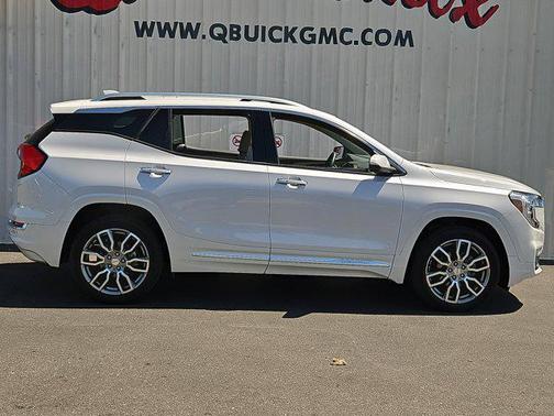 2023 GMC Terrain Denali