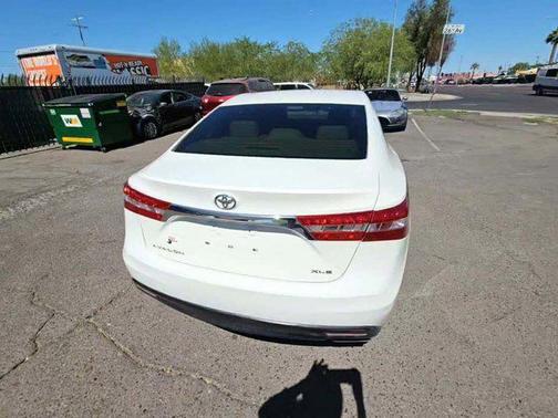 2013 Toyota Avalon XLE Premium