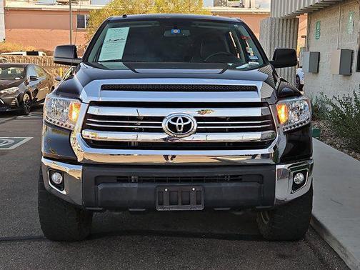 2017 Toyota Tundra SR5