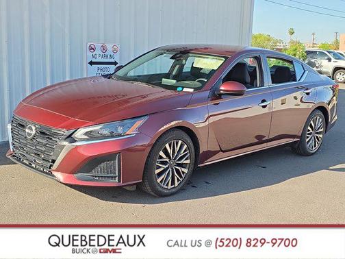 Garnet Pearl Metallic 2023 Nissan Altima 2.5 SV