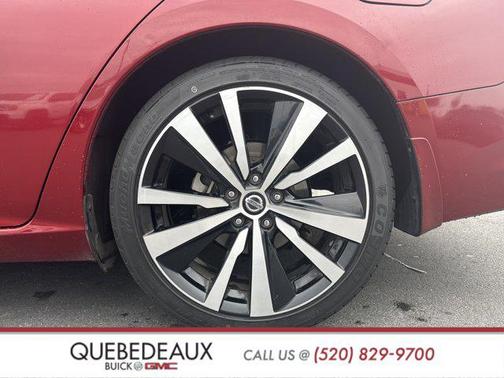 2020 Nissan Altima SR FWD