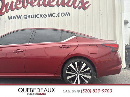 2020 Nissan Altima SR FWD