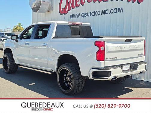 Iridescent Pearl Tricoat 2019 Chevrolet Silverado 1500 High Country
