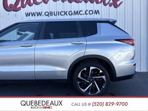 2022 Mitsubishi Outlander ES 2.5 2WD