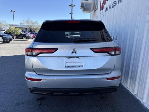 2022 Mitsubishi Outlander ES 2.5 2WD