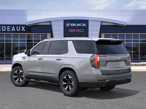 2026 GMC Yukon 4WD AT4