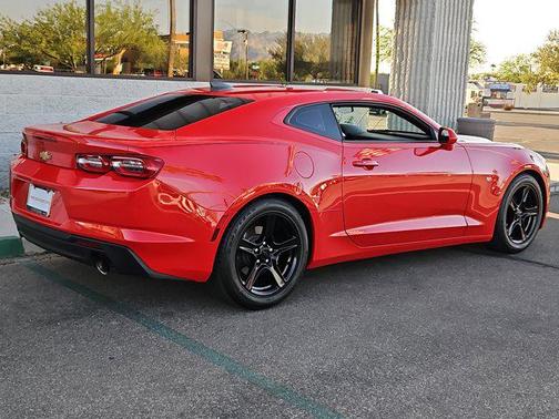 2019 Chevrolet Camaro 1LT