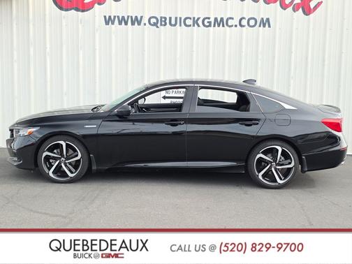 Crystal Black Pearl 2022 Honda Accord Hybrid Sport