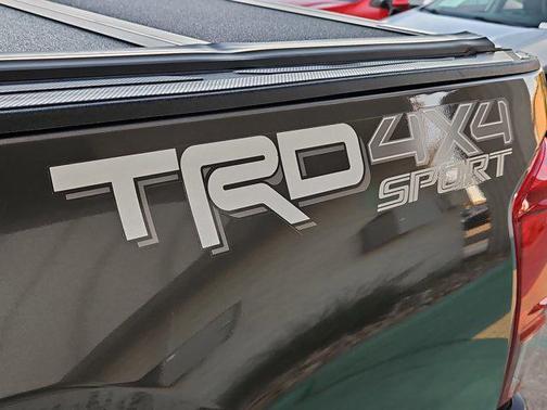 2017 Toyota Tacoma TRD Sport