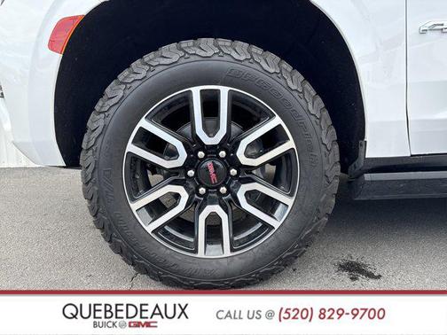 2022 GMC Yukon 4WD AT4