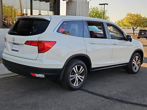 2017 Honda Pilot EX