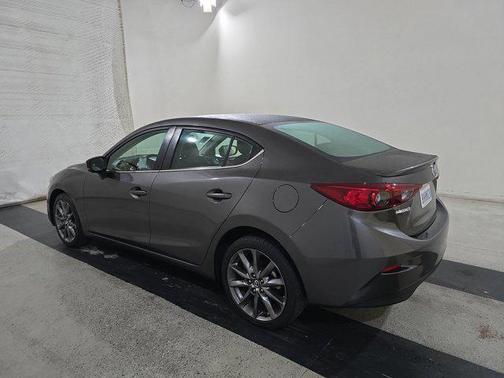 2018 Mazda Mazda3 Touring