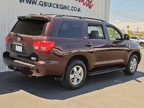 2016 Toyota Sequoia SR5