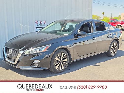 Super Black 2020 Nissan Altima 2.5 SL
