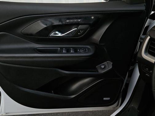 2024 GMC Terrain AWD AT4