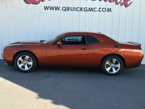 2021 Dodge Challenger SXT