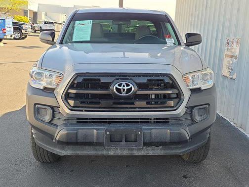 2017 Toyota Tacoma SR