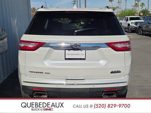 Iridescent Pearl Tricoat 2018 Chevrolet Traverse High Country