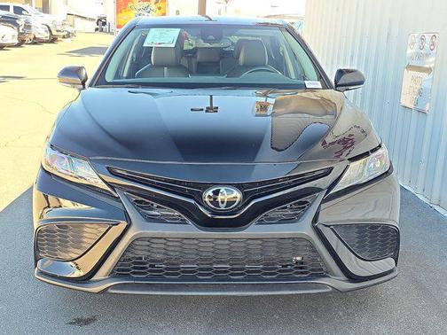 Midnight Black Metallic 2024 Toyota Camry SE