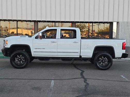 2018 GMC Sierra 2500 Denali