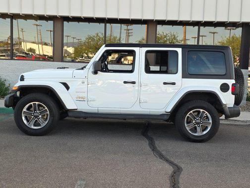 2022 Jeep Wrangler Unlimited Sahara
