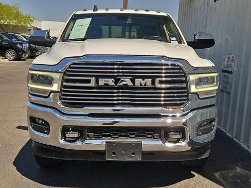 2021 RAM 3500 Laramie Crew Cab 4x4 8' Box