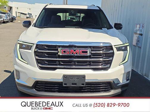 White Frost Tricoat 2024 GMC Acadia FWD Elevation