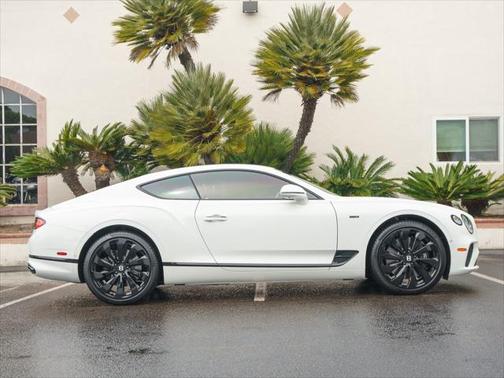 2024 Bentley Continental GT Mulliner V8
