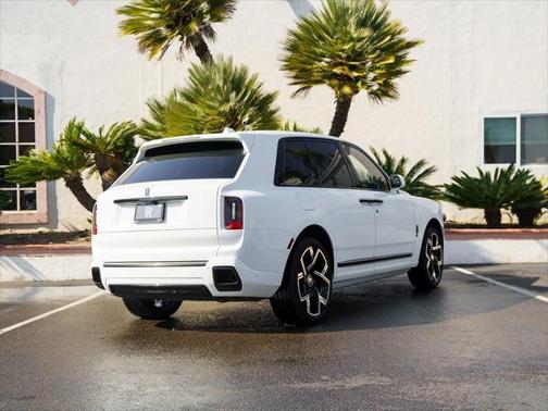 2025 Rolls-Royce Cullinan Black Badge