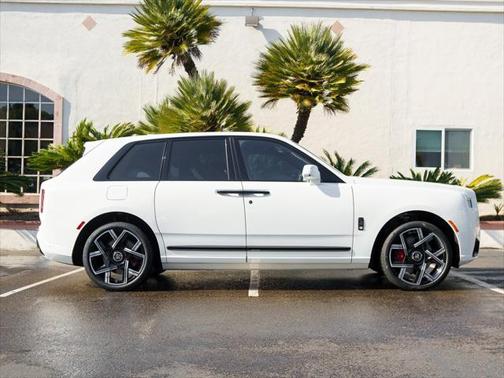 2025 Rolls-Royce Cullinan Black Badge