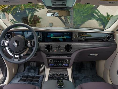 2024 Rolls-Royce Spectre Demonstrator