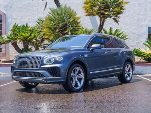 2023 Bentley Bentayga 