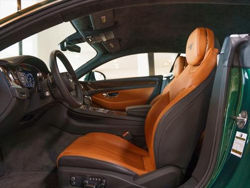 2022 Bentley Continental GT V8