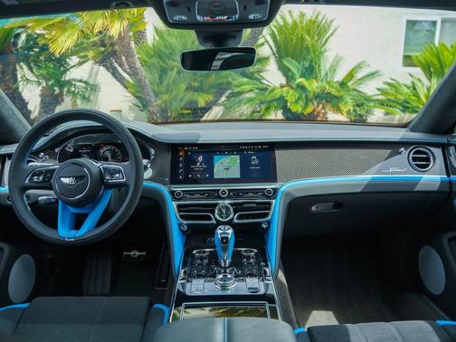 2025 Bentley Flying Spur Speed