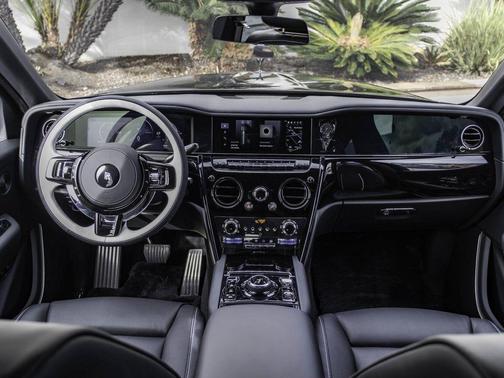 2026 Rolls-Royce Cullinan Black Badge