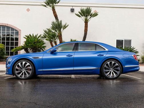 2026 Bentley Flying Spur 