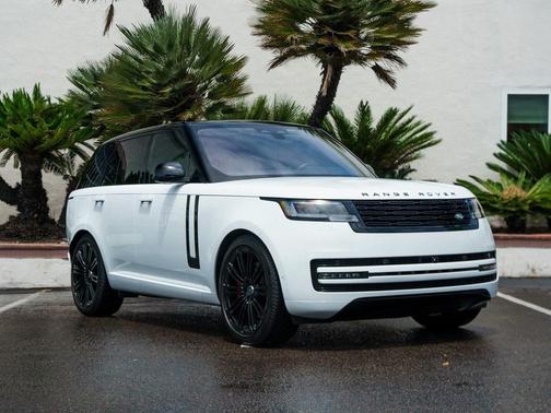 2023 Land Rover Range Rover P530 SE