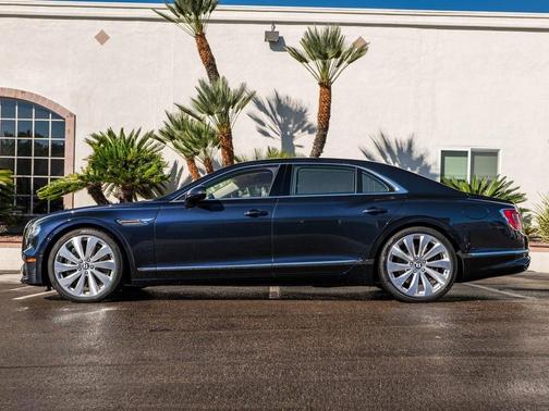 2026 Bentley Flying Spur 