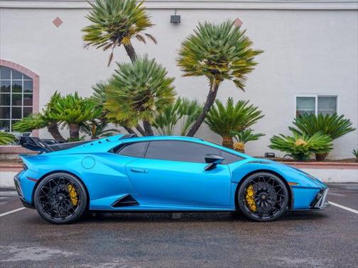 2022 Lamborghini Huracan STO Coupe