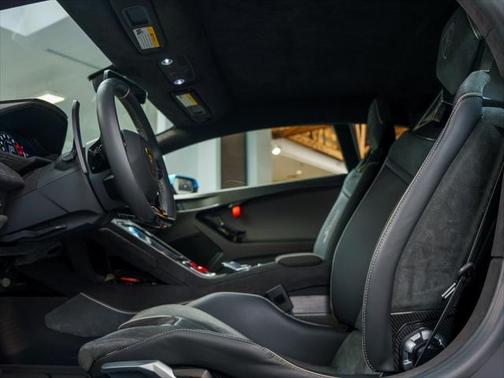 2024 Lamborghini Huracan Sterrato Base
