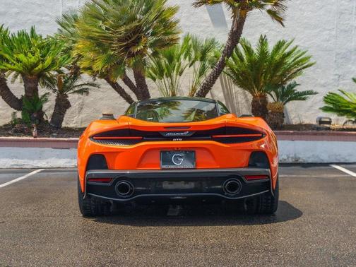 2025 McLaren GTS Coupe
