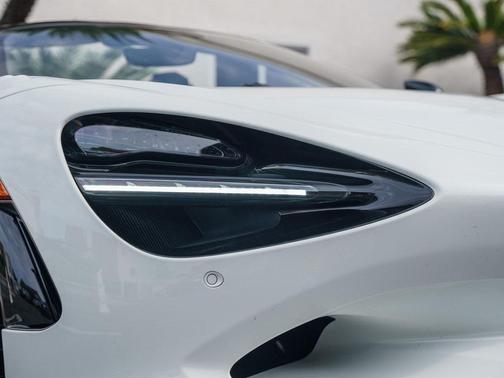 2024 McLaren 750S Spider
