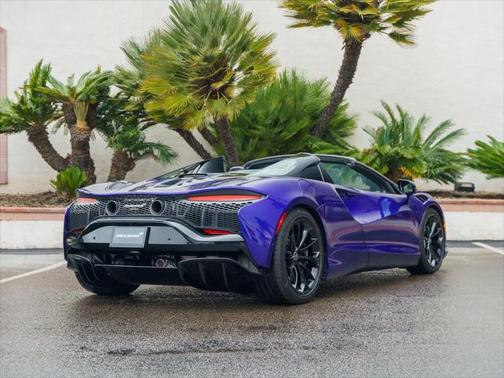 2025 McLaren Artura Performance
