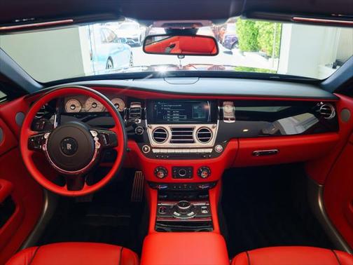 2019 Rolls-Royce Dawn Base