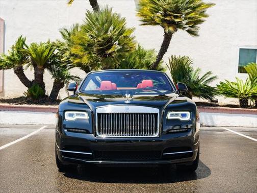 2019 Rolls-Royce Dawn Base