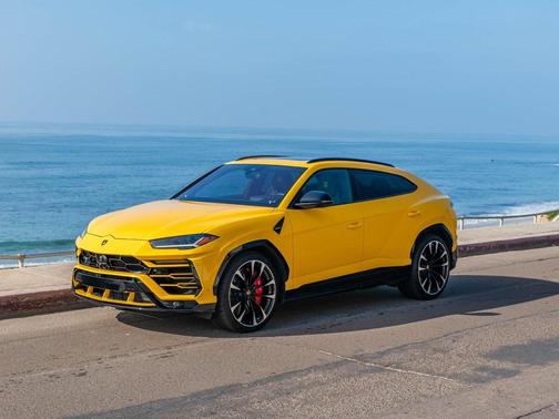 2019 Lamborghini Urus 